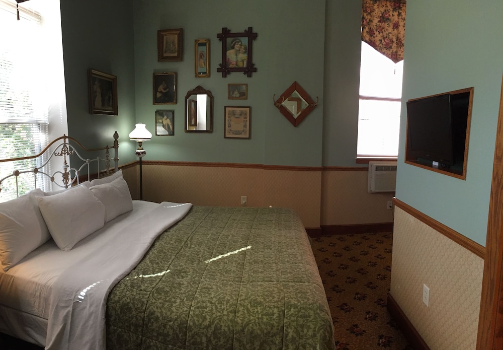 Hotel Millersburg - photo 18