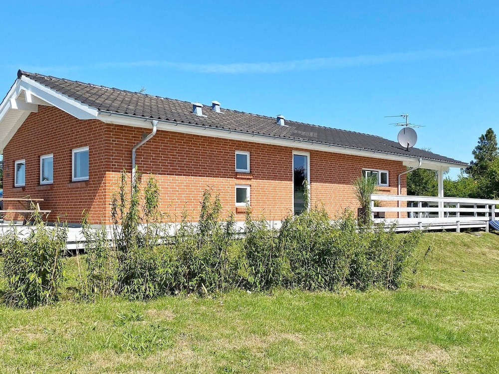 10 person holiday home in Juelsminde By Traum — 4-Star Luxury Hotel in Horsens, Denmark