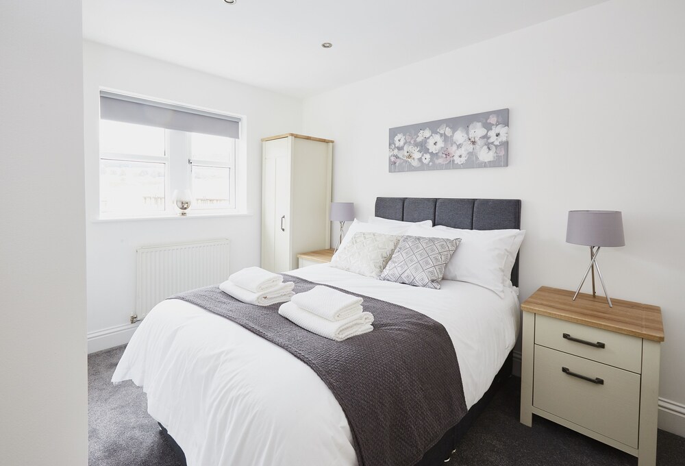 Listers Lodge — 4-Star Luxury Hotel in Halifax, United Kingdom