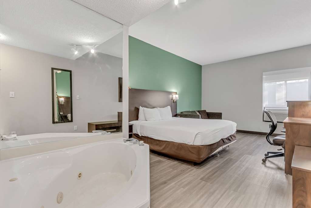 Baymont by Wyndham North Myrtle Beach - photo 18