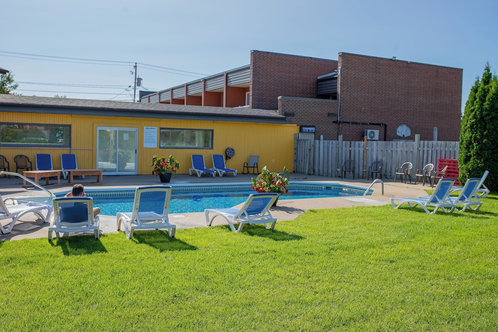 Complexe hôtelier Escoumins in Les Escoumins, Canada