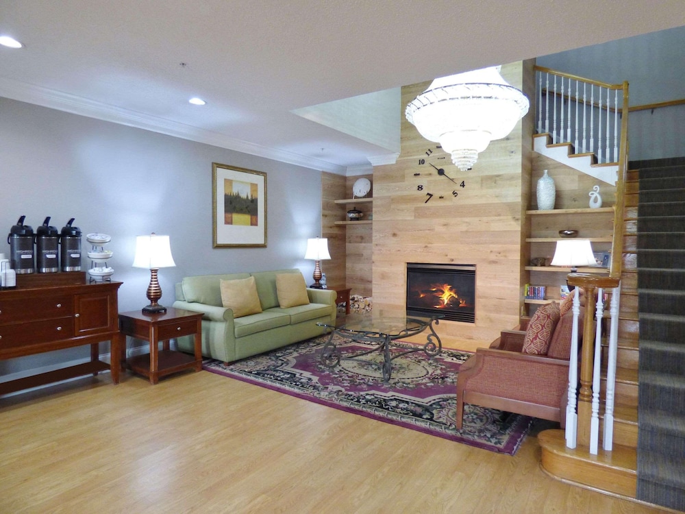 Country Inn & Suites by Radisson Biloxi Ocean Springs MS - photo 2