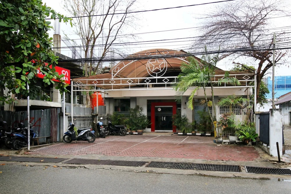 Airy Eco Syariah Gajah Mada 76 Balikpapan in Balikpapan, Indonesia