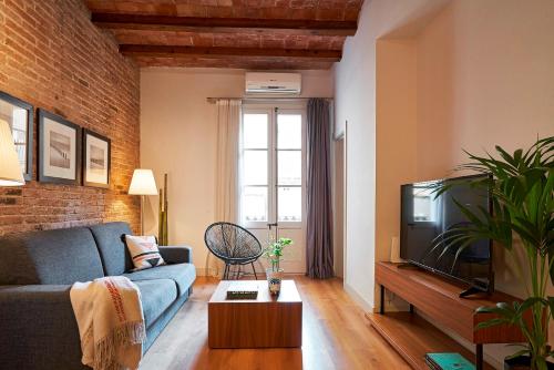Catalan Comfort Near Sagrada Familia by Myrentalhost