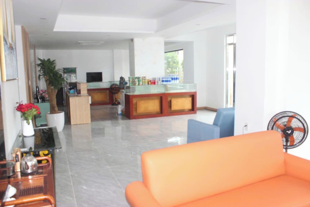 Hiddencharm hotel - carbon neutral hotel in Ha Long