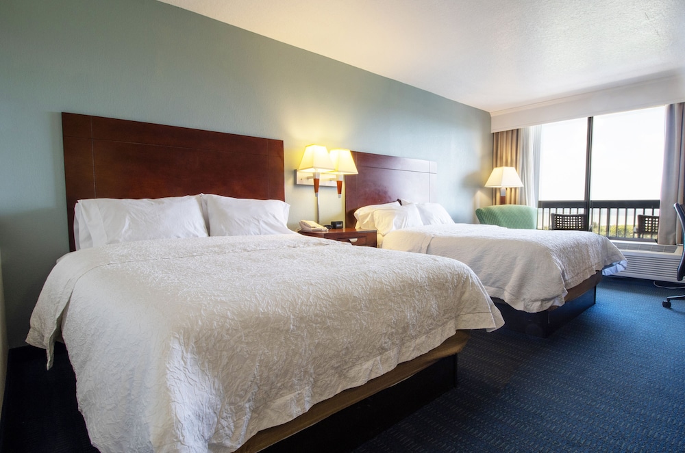 Hampton Inn Cocoa Beach Cape Canaveral - photo 9