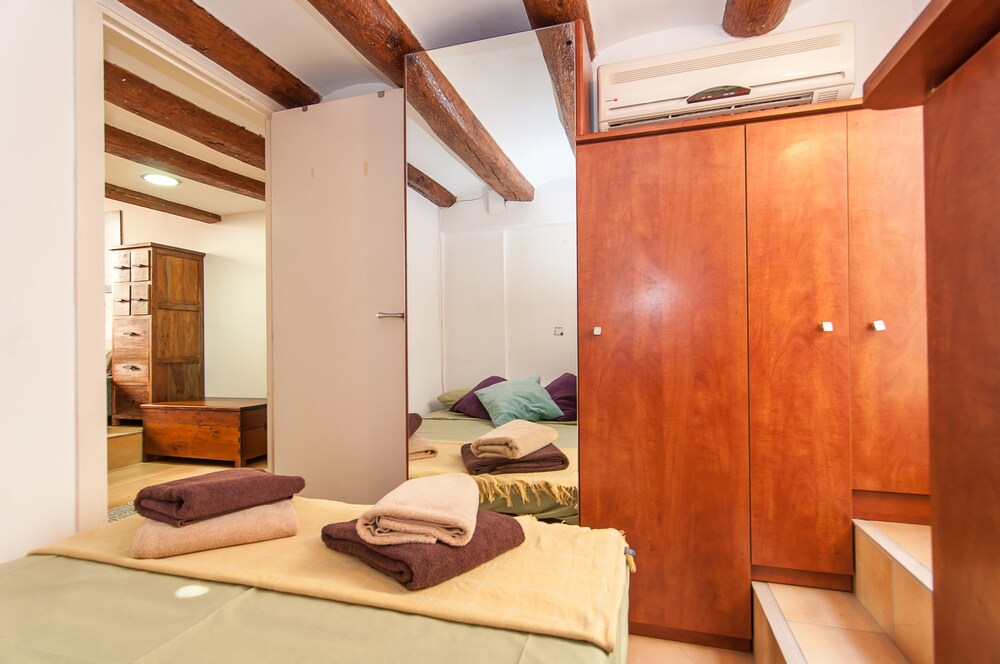 FridaysFlats Dreamy Duplex Stylish Beach Loft — Barcelona — photo 5