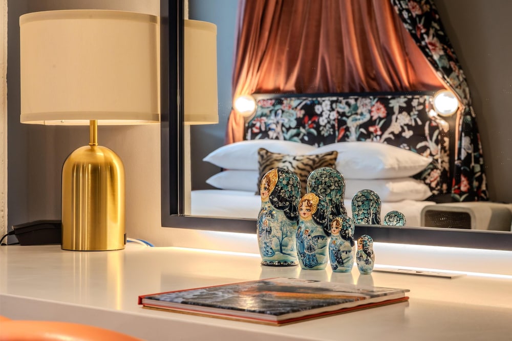 The Radical Asheville Tapestry Collection by Hilton - photo 27