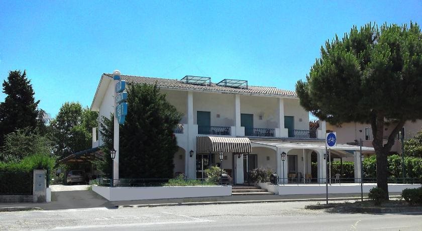 Hotel La Ca Bianca in Misano Adriatico, Italy