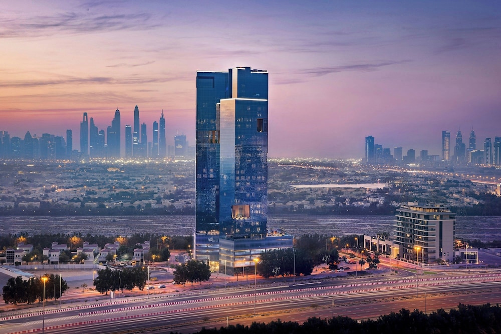 Hotel Local Dubai Jumeirah Village Triangle Autograph Collection — 4-Star Luxury Hotel in Dubai, United Arab Emirates