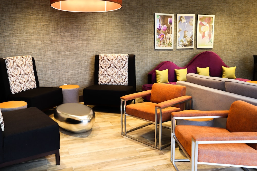 Hilton Garden Inn Arvada Denver CO - photo 4