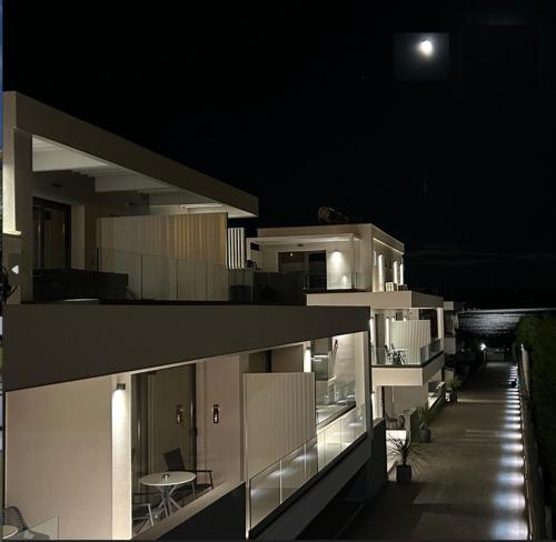 Sealuxe Living in Nea Iraklitsa, Greece