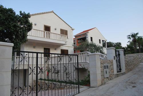 Astra Villas — 4-Star Luxury Hotel in Dubrovnik, Croatia