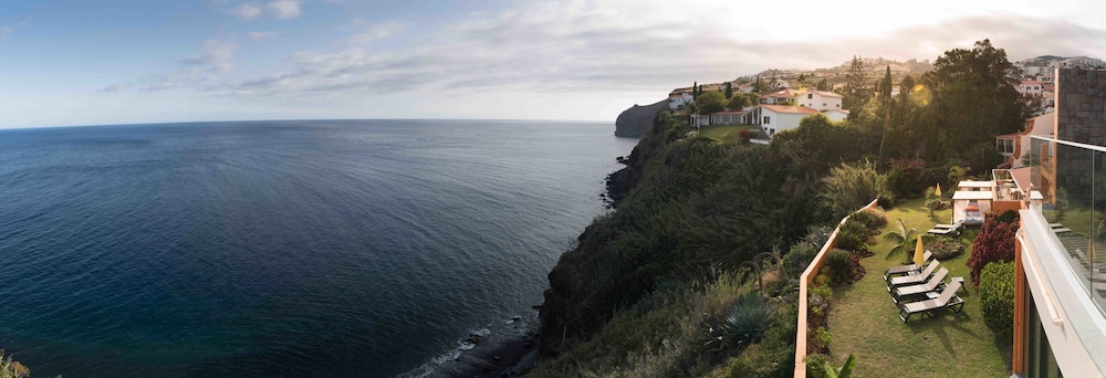 Alpino Atlantico Hotel Adults Only — Canico