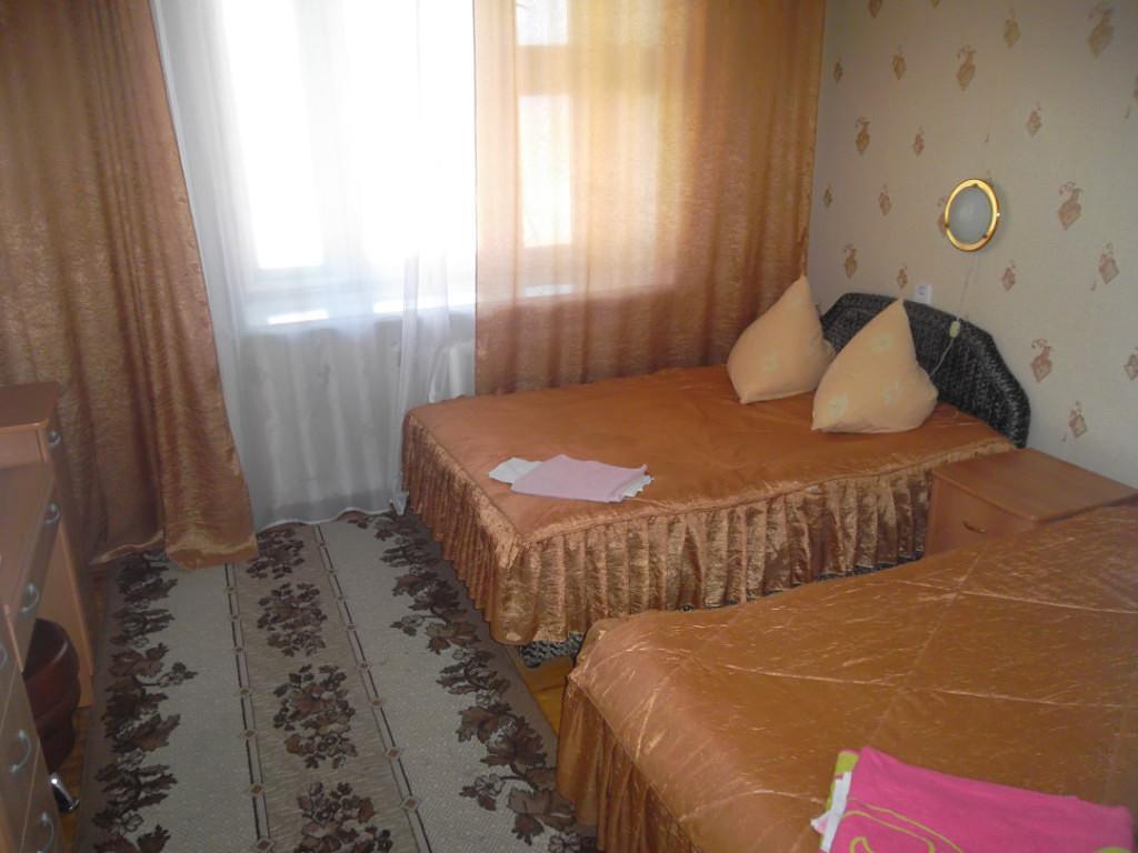 Kedr — hotel in Lesosibirsk
