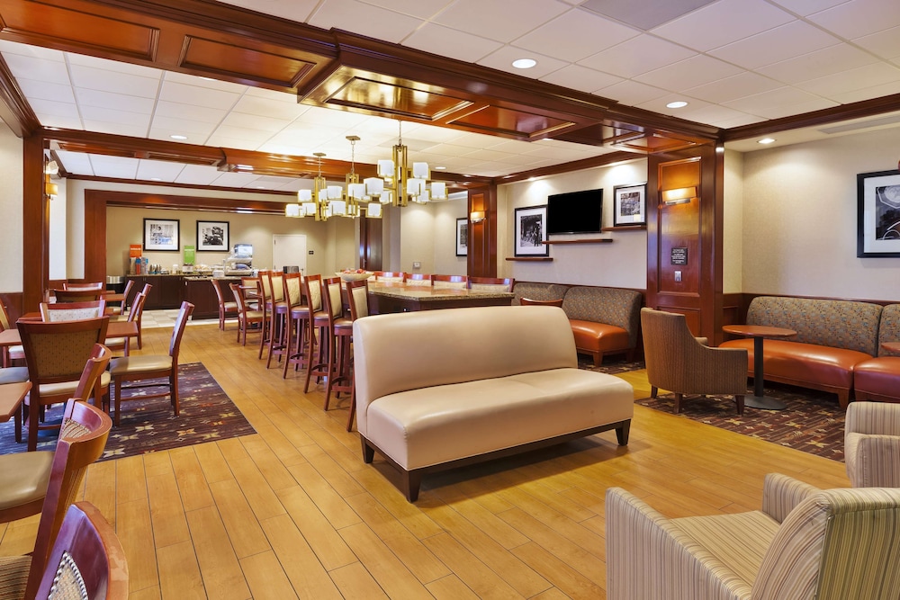 Hampton Inn Detroit Southgate - photo 39