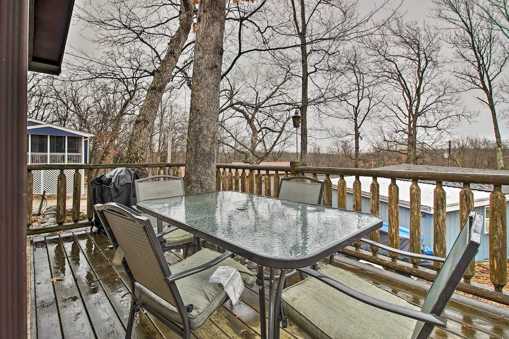 Rustic Stockton Lake Cabin Half Mile To Boat Ramp 17920423 — Stockton