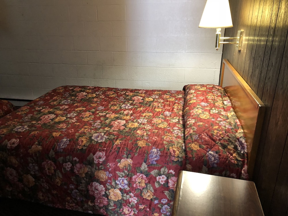 Sun 'N Snow Hotel - photo 46