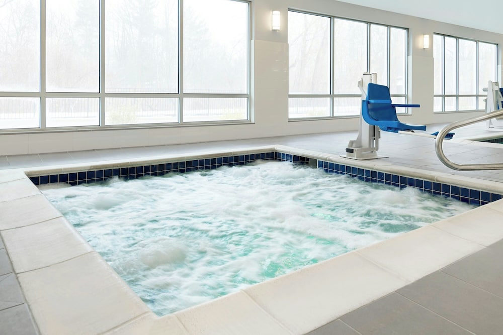 TownePlace Suites by Marriott Holland - photo 23