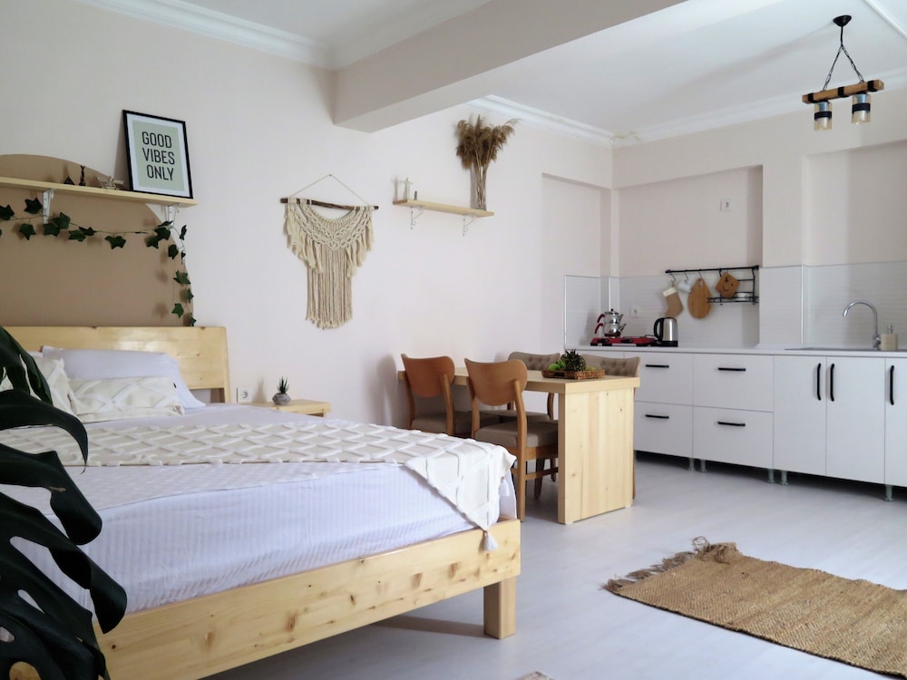 Santa Suites New Hotel — Demre