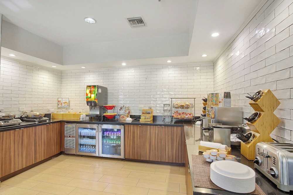 Fairfield Inn & Suites by Marriott Mobile - photo 33