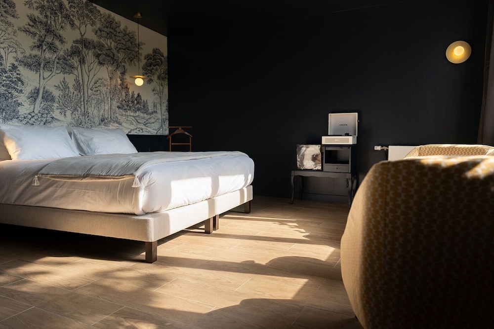 Le Clos du Château — 4-Star Luxury Hotel in Amboise, France