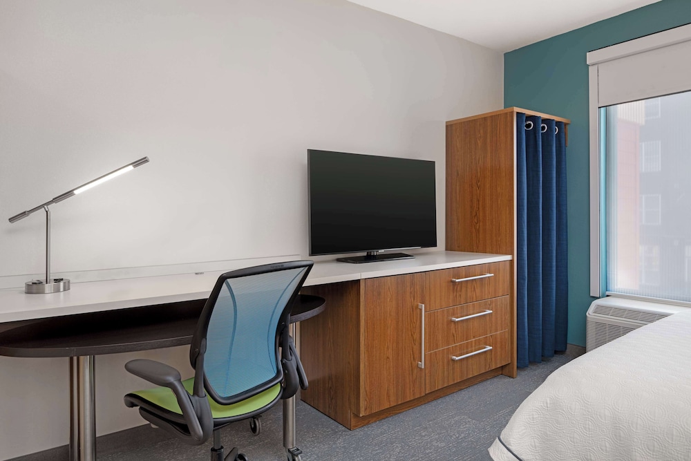 Home2 Suites by Hilton Gainesville Medical Center - photo 14