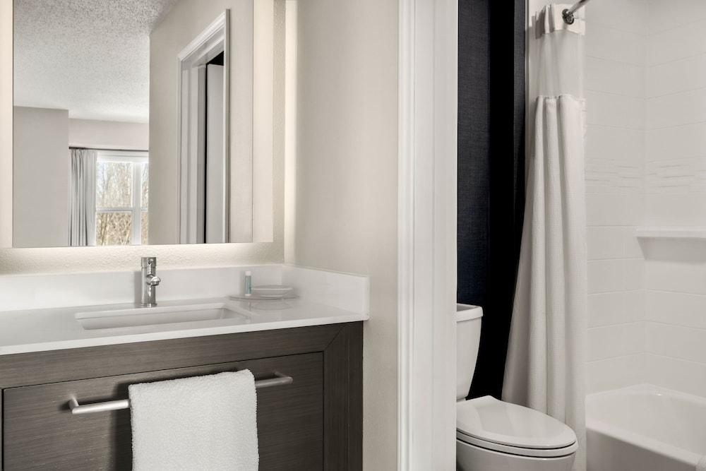 Residence Inn by Marriott Davenport - photo 12