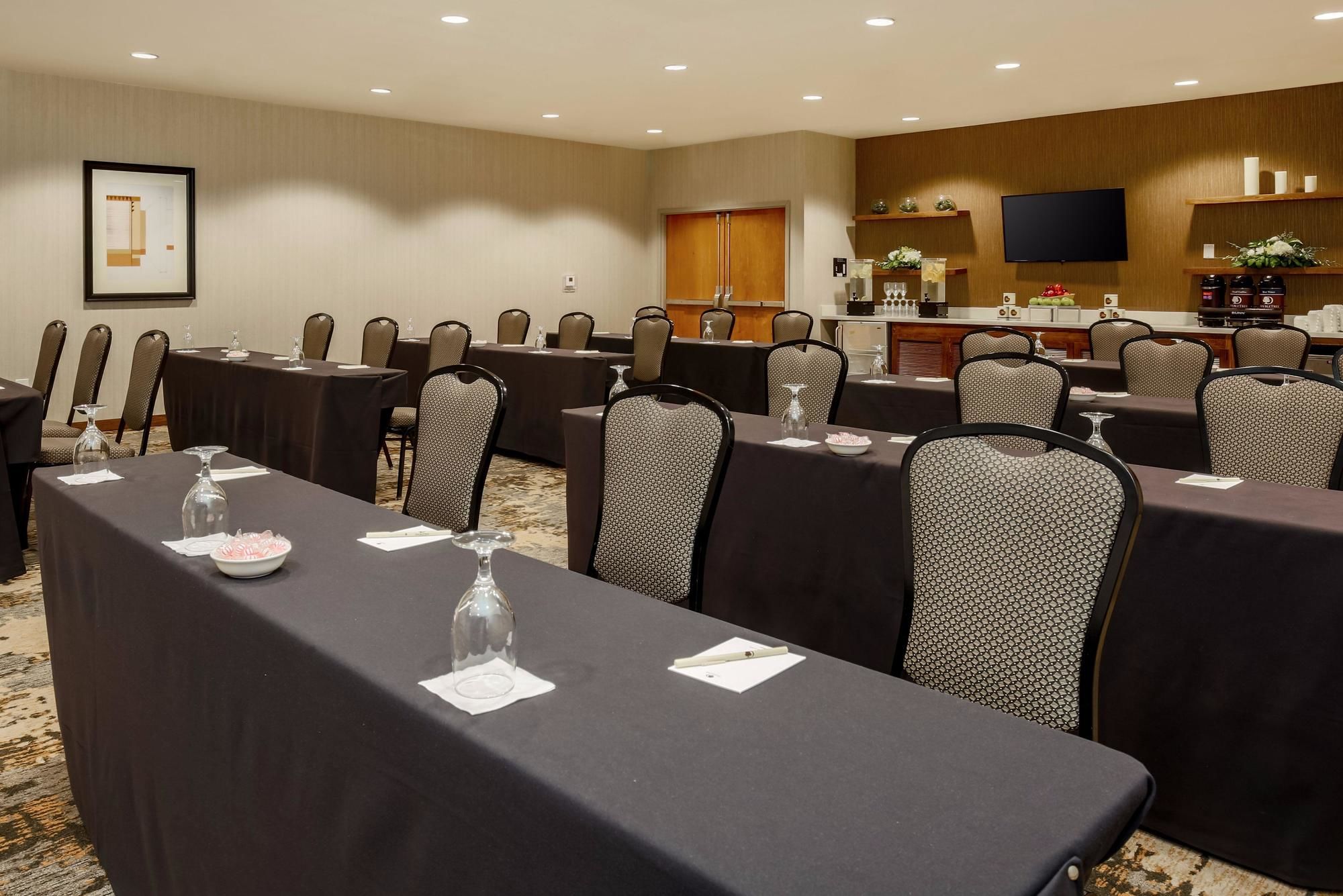 DoubleTree Suites by Hilton Sacramento Rancho Cordova - photo 6