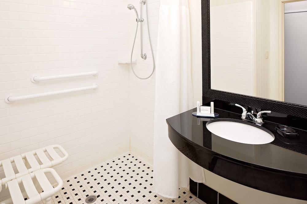 Fairfield Inn & Suites by Marriott Dallas Mansfield - photo 12