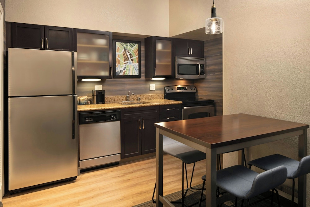 Residence Inn by Marriott Anaheim Placentia Fullerton - photo 17
