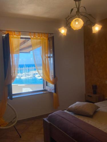 Baia Marina Suite with private jacuzzi — 4-Star Luxury Hotel in Balestrate, Italy