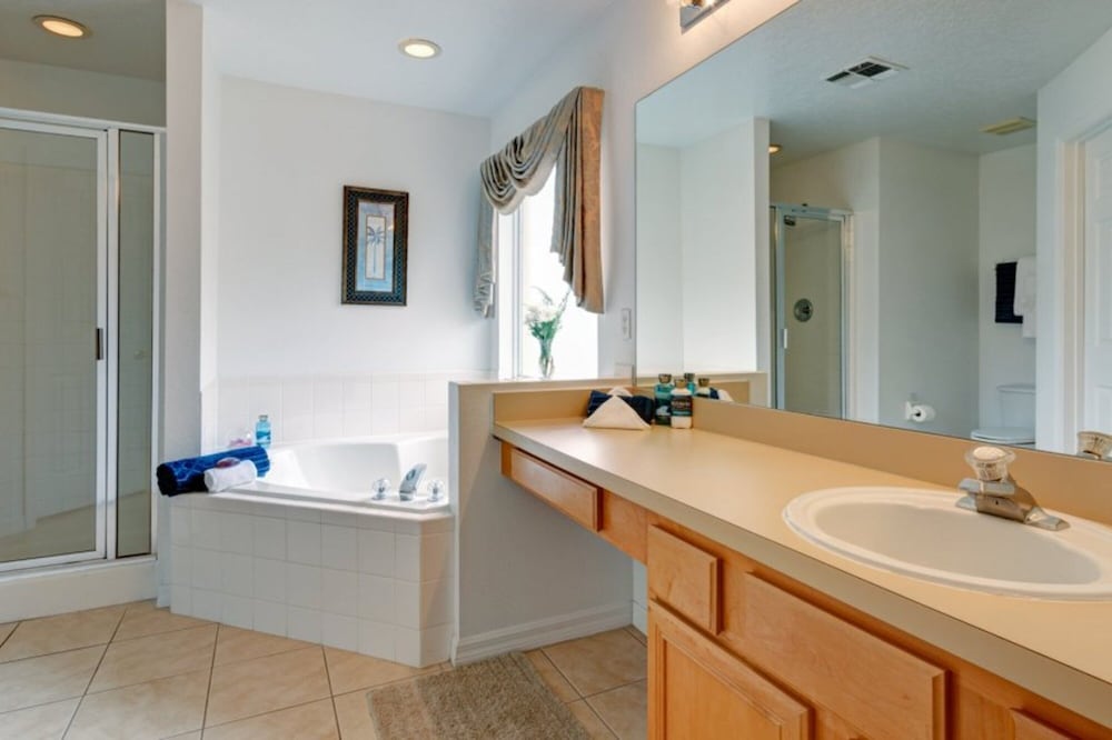 SKC Villa Emerald Island Resort - photo 18