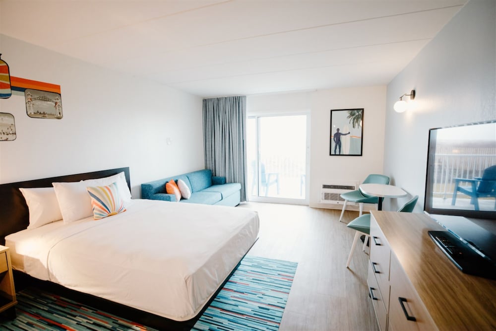 SeaLoft Oceanfront Hotel - photo 7