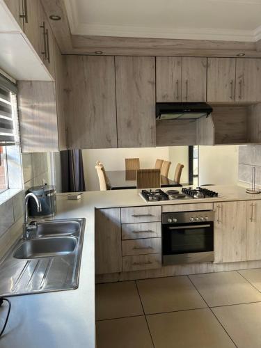 Elyon Suites - carbon neutral hotel in Unknown City