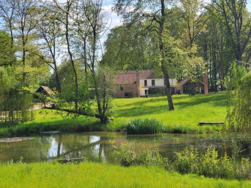 Private Apartment at Woodland Retreat — 4-Star Luxury Hotel in Gamlingay, United Kingdom