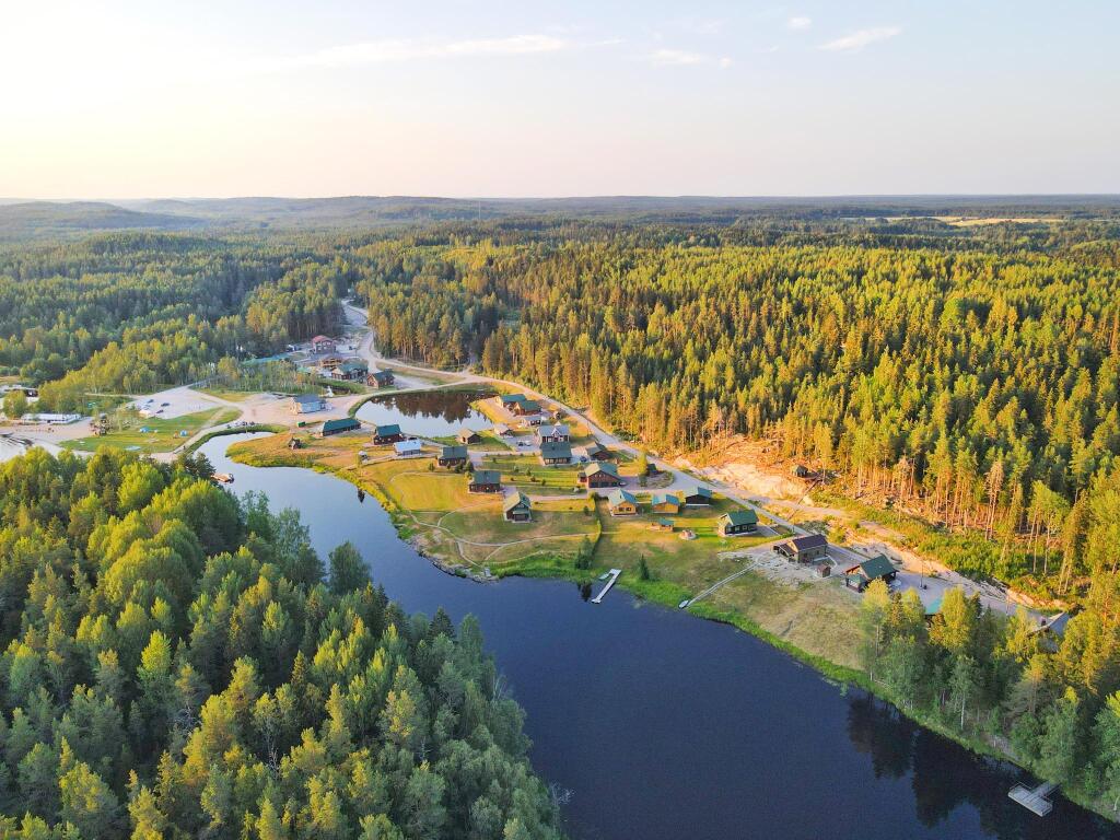 Ladoga Fjord — hotel in Pitkyaranta