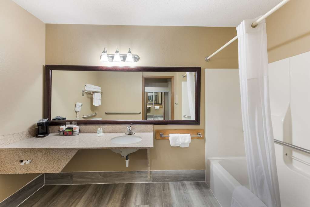 Quality Inn Upper Sandusky - photo 28