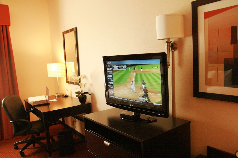 Hampton Inn & Suites Phoenix Chandler Fashion Center AZ - photo 5