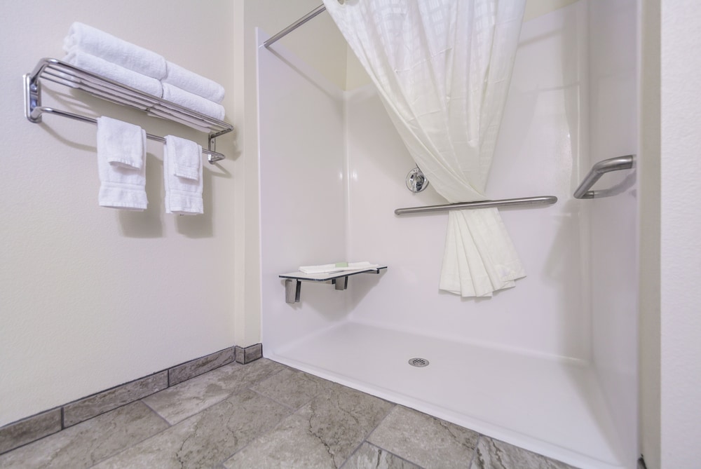 Cobblestone Inn & Suites Holdrege - photo 23
