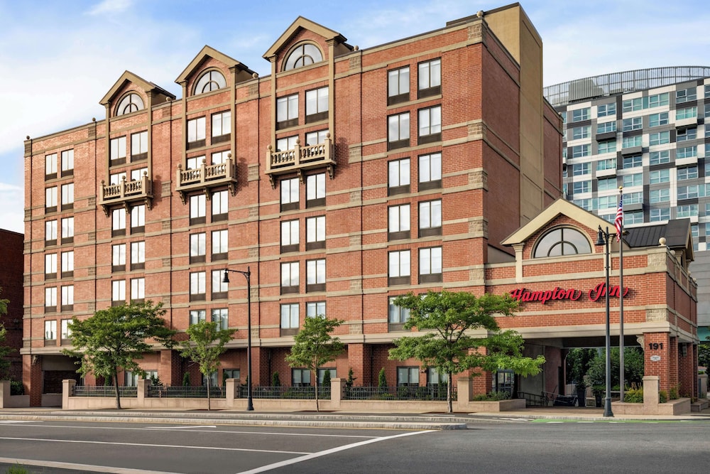 Hampton Inn by Hilton Boston Cambridge - featured photo