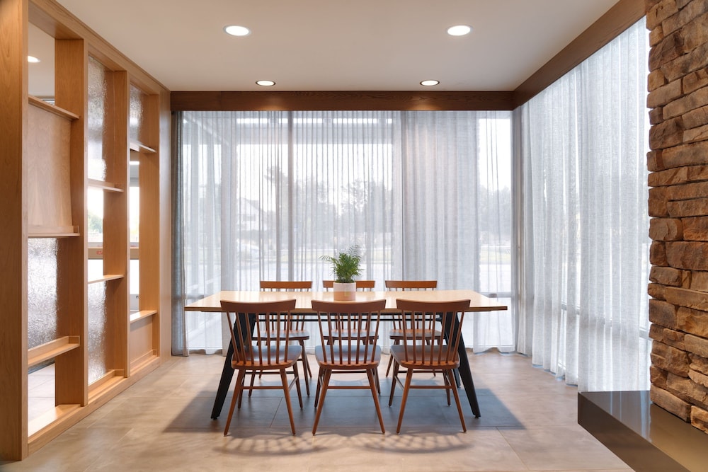 Fairfield Inn & Suites Salt Lake City Cottonwood - photo 2