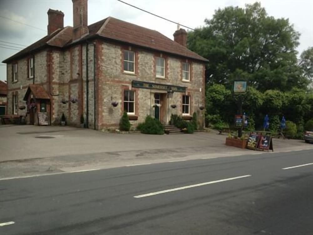 The Somerset Arms - carbon neutral hotel in Warminster