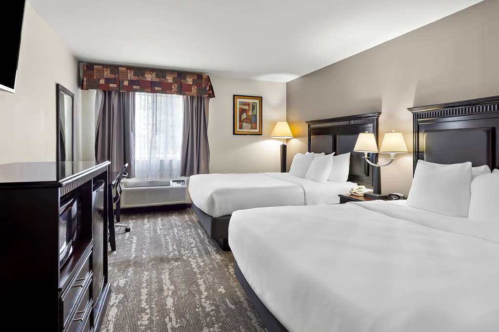Best Western Saluki Inn - photo 13