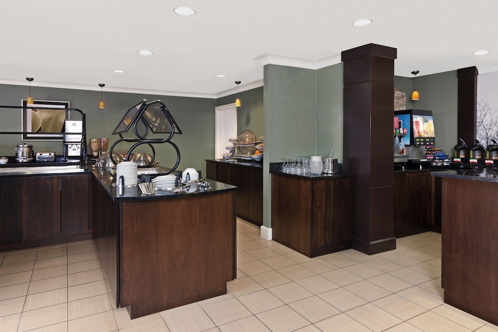Staybridge Suites South Springfield by IHG - photo 38