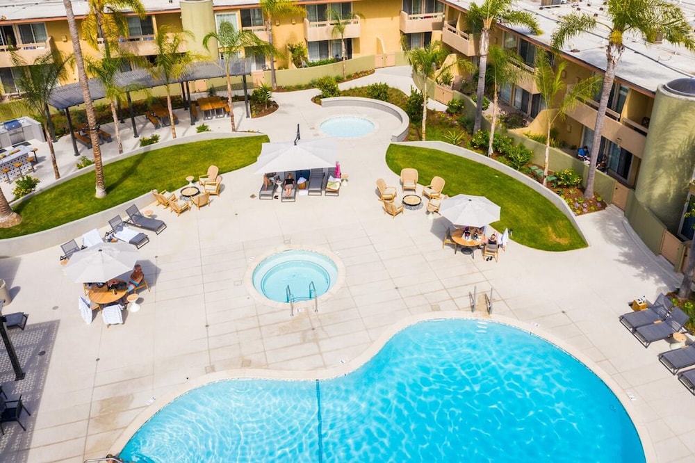 Winners Circle Resort - photo 18