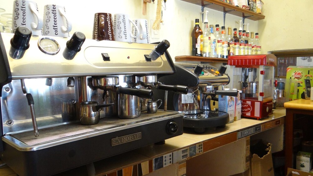 Coffee Shop