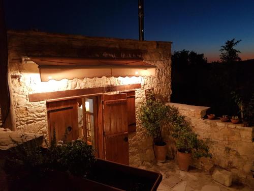 Xenia 2 in Kakopetria, Cyprus