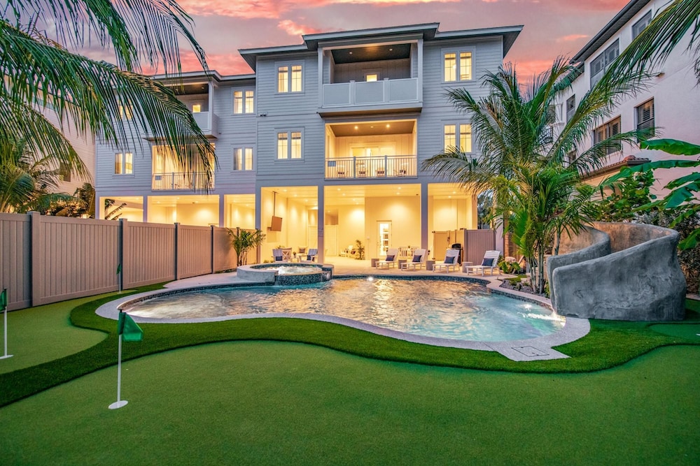 The 19th Hole - last minute hotel in Siesta Key