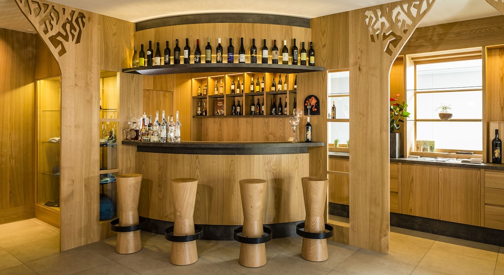 Hotel Hasslhof — Caldaro Sulla Strada Del Vino — photo 3
